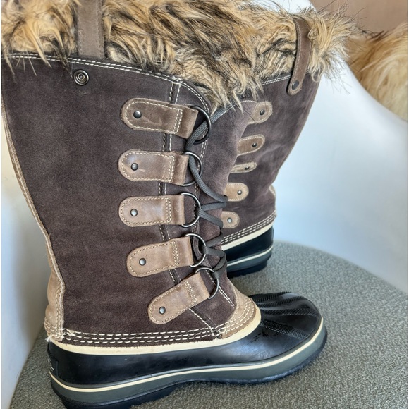 Sorel Joan of Arctic black and Gray Snow Boot - Picture 7 of 8